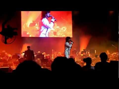 Sonu Nigam - Main Shayar Toh Nahi Tum ko Paaya Hai Toh Jaise...