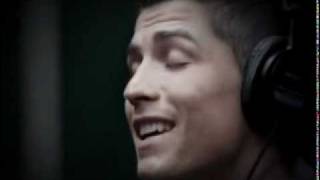 Cristiano Ronaldo  Cantando  'Amor Mio'