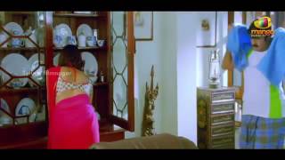 Isha Chawla Slapped And Navel Grab
