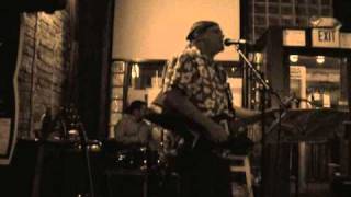 Watch Fleetwood Mac Honey Hush video