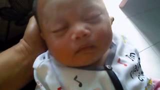 Adam sedang DZIKIR