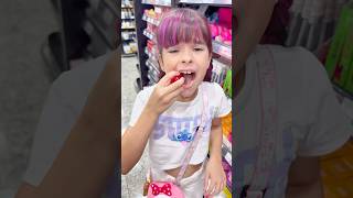 Gigi Perdeu Os Dentes Com O Morango Do Amor?