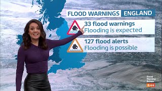 Laura Tobin - Leather Pencil Skirt Gmb Weather 20Oct2023