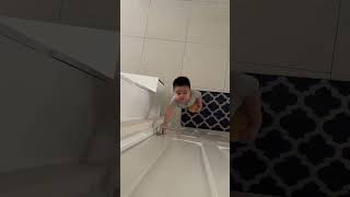 kejadian taun lalu..sejak hari itu ga pernah cantelin ku ci di pintu lagi