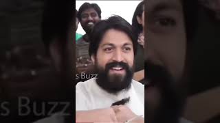 Yash Finally Removing Beard After Kgf2 Release