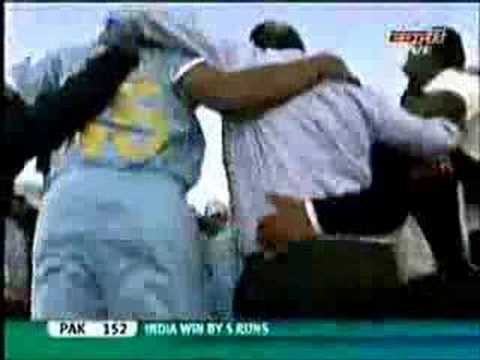 Nakka Mukka ..Indian Cricket Team ........... tamil song