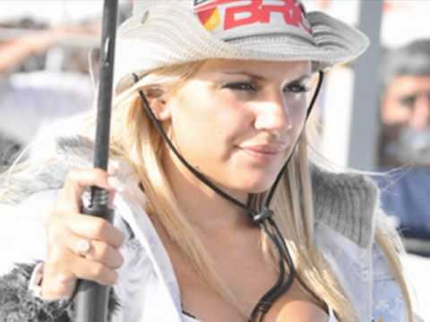 PROMOTORAS EN TANGA Y CALZAS AJUSTADAS. HOT | Videos « MillondeLooks ...
