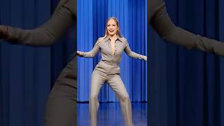 Jennifer Lopez And Jimmy Take Turns Dancing To Compete For The Better Dancer.
