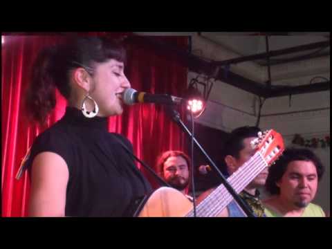 Natalia Alvarez A. (Chorizo Salvaje) - Fuego (Versión Acústica)