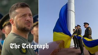 Zelensky taunts Russia at national flag ceremony ahead of Ukrainian Independence