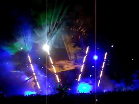 The Q-Dance stage at EDC LV