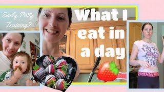 What I Eat In A Day & Early Potty Training? Vlog