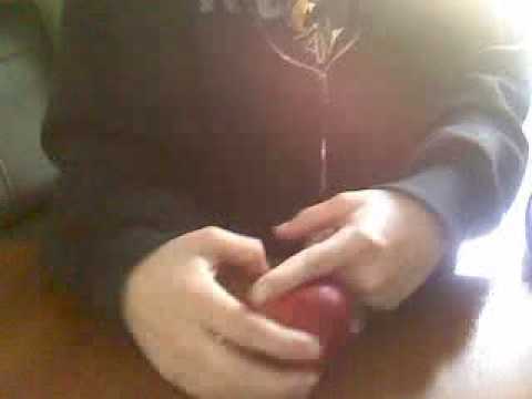 Thumb How to cut an Apple in 2 parts with one finger