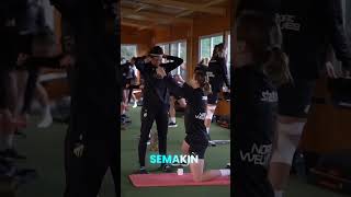 2ua8nR5T2AQ Video Image
