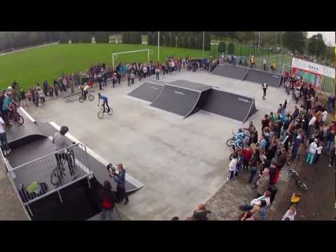 FLY-VIDEO - Skatepark w Kętach - otwarcie, 14.10.2012 r. | Filmowanie z powietrza