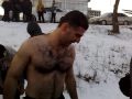 عراقي يسبح بدرجة حراره سالب 30 في اوكرانيا
