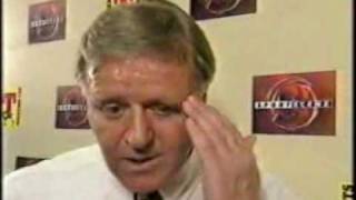 32-7LxX6h6o Video Image