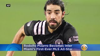 32-r4xqAmO4 Video Image