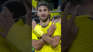 365nUcccAoU Video Image