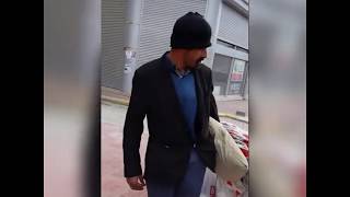 Vanlı Necip Hoca Yorganlarıyla Sokaklarda