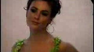 Y Alyssa Milano
