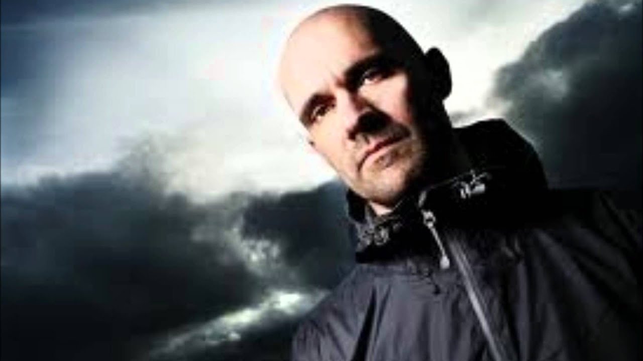 John '00' Fleming vs. Simple Minds - Belfast Trance 2001 John '00' Fleming vs. Simple Minds - Belfast Trance 2001