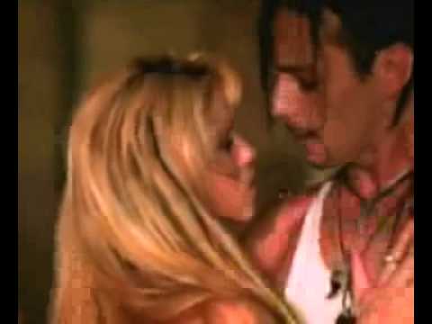 Shakira in kannada dancing to a song of Sonu nigam (neene bari...