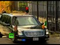 Видео Video of Obama 'Beast' Cadillac limo stuck on ramp in Ireland