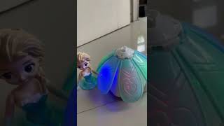 Boneka Frozen Lets It Go Berputar