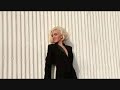 Behind the Scenes Clips of Gwen Stefani's L'Oreal Paris Shoot!