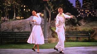 Watch Fred Astaire Dancing In The Dark video