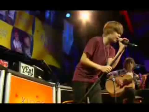 Justin Bieber Live In Jakarta. Justin Bieber performs Live at the SOS Help for Haiti to raise money for the
