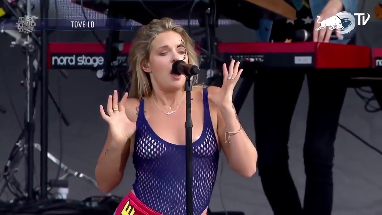 Tove lo flash compilation