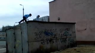 Видео паркур старый оскол Макаренко!!!!!! от Приколы 2016 года Falls всё самое смешное, микрорайон Макаренко, Старый Оскол, Россия