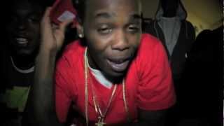 Watch Freestyle How I Roll video