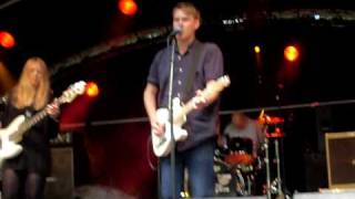 Watch Parker Lewis Via Emilia video