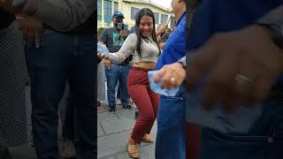Estelita La Chica Bailarina De La Plaza Libertad.