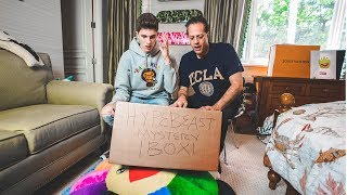 Unboxing a $4,000 Hypebeast Mystery Box from GRAILED! Unboxing a $4,000 Hypebeast Mystery Box from GRAILED!