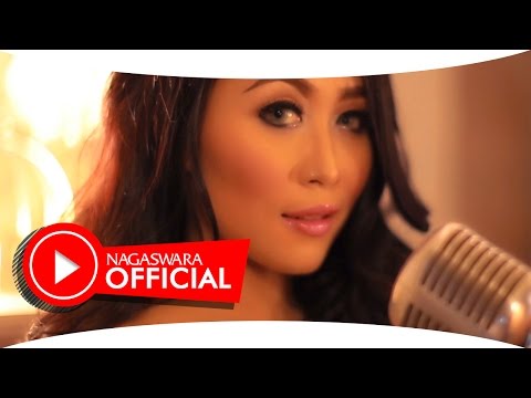 Dewi Luna - Solaria - Official Music Video - NAGASWARA
