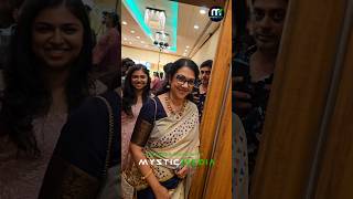 പരയ ഇതരയ ആയടട ഒര മററവ ഇലലത ശനത കഷണ Shanthi Krishna