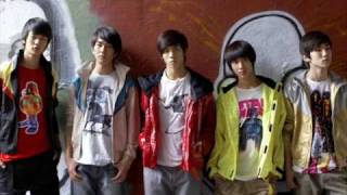 Watch Shinee Four Seasons video