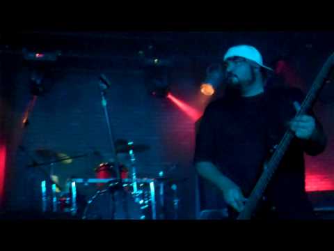 Adema Co-Dependant Live in Santa Clara, Ca 7/22/2010.MP4