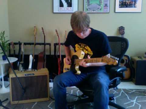  Battery Specialists on Tungsten Amp Crema Wheat Tweed Deluxe Guitarist Greg V  With Fender