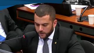 Deputados da Comissão de Direitos Humanos gastam R$ 40 mil para entregar documentos falsos na ONU.