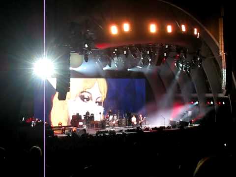 Paul McCartney - Paperback Writer live at the Hollywood Bowl [Full]