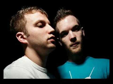 Caspa & Rusko - Bread Get Bun / King George Caspa & Rusko - Bread Get Bun / King George