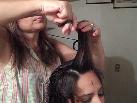 Watch GabyTips mi mamá cortandome el cabello-My mother cutting my hair