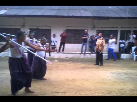 Adonara molo kame dore