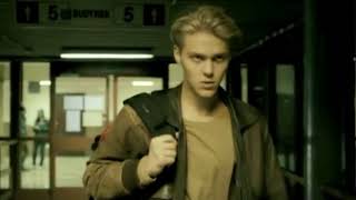 Jakub Gierszal Sweater Weather