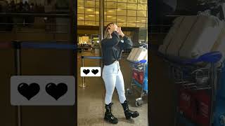 Nyra Banerjee Video